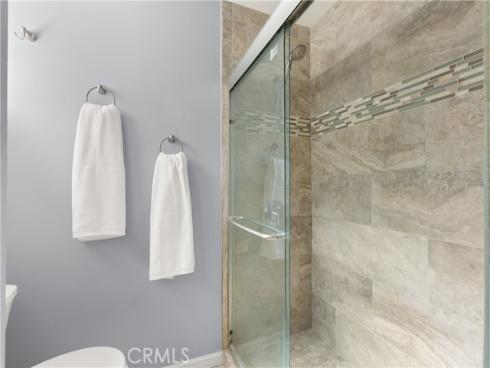 2330  Vanguard  L101  Way, Costa Mesa, CA