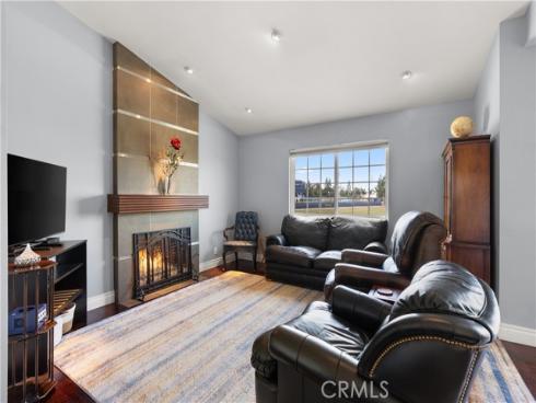 2330  Vanguard  L101  Way, Costa Mesa, CA