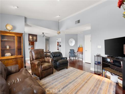 2330  Vanguard  L101  Way, Costa Mesa, CA