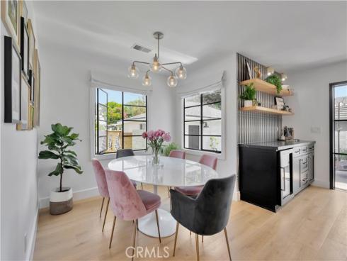 206  Del Mar   Avenue, Costa Mesa, CA