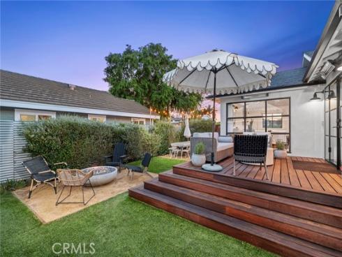 206  Del Mar   Avenue, Costa Mesa, CA