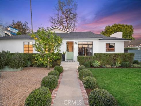 206  Del Mar   Avenue, Costa Mesa, CA