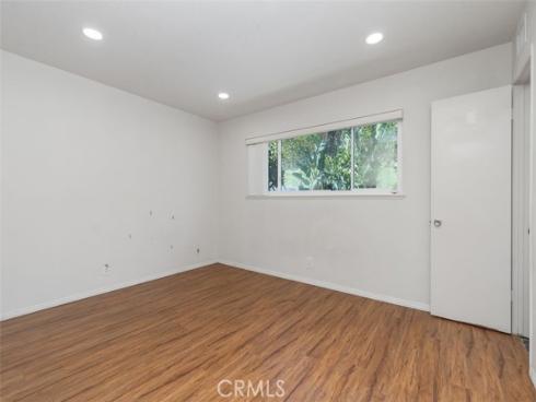 940  Cheyenne  , Costa Mesa, CA