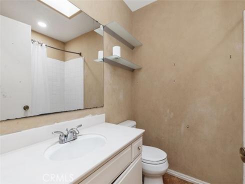 940  Cheyenne  , Costa Mesa, CA