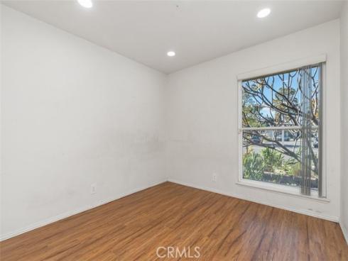 940  Cheyenne  , Costa Mesa, CA