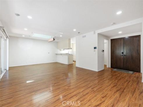 940  Cheyenne  , Costa Mesa, CA