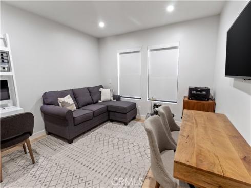 278 Virginia Place, Costa Mesa, CA