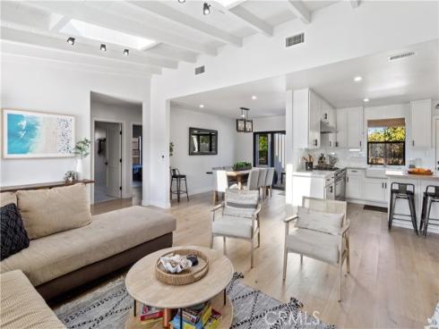 278 Virginia Place, Costa Mesa, CA