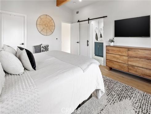 278 Virginia Place, Costa Mesa, CA