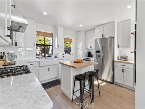 278 Virginia Place, Costa Mesa, CA