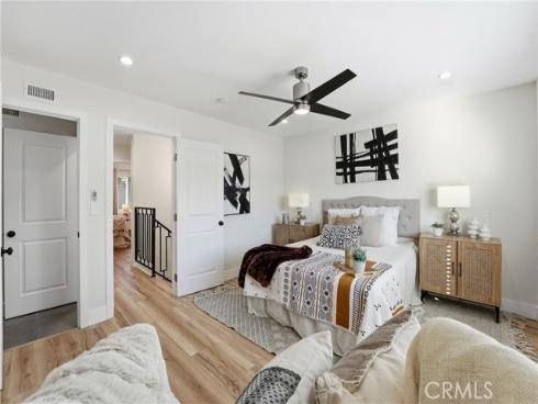 106  Lexington  , Costa Mesa, CA