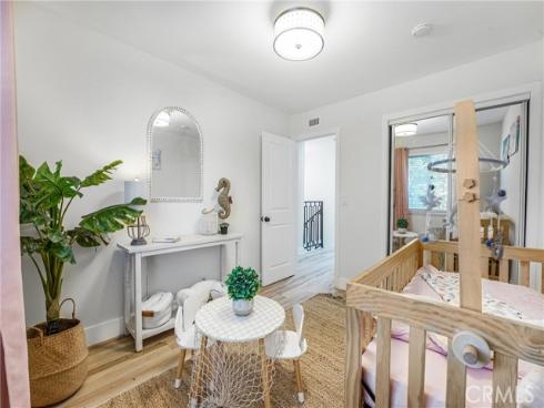 106  Lexington  , Costa Mesa, CA