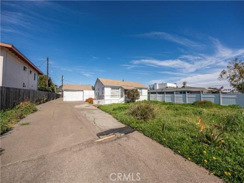 2235  Canyon  , Costa Mesa, CA