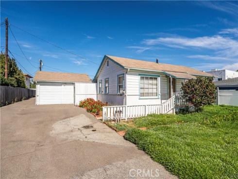 2235  Canyon  , Costa Mesa, CA