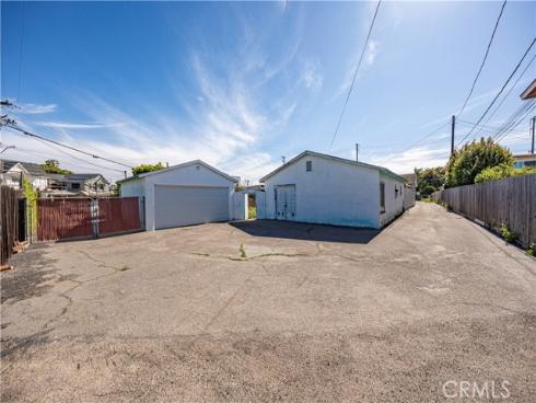 2235  Canyon  , Costa Mesa, CA