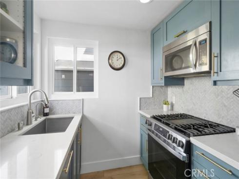 133  Cecil  B  Place, Costa Mesa, CA