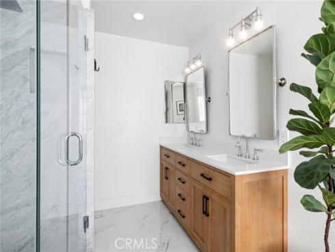 133  Cecil  B  Place, Costa Mesa, CA