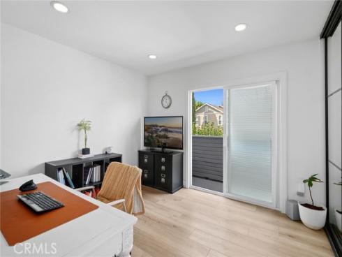 133  Cecil  B  Place, Costa Mesa, CA