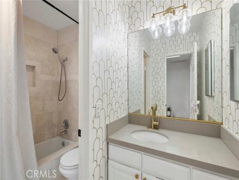 133  Cecil  B  Place, Costa Mesa, CA