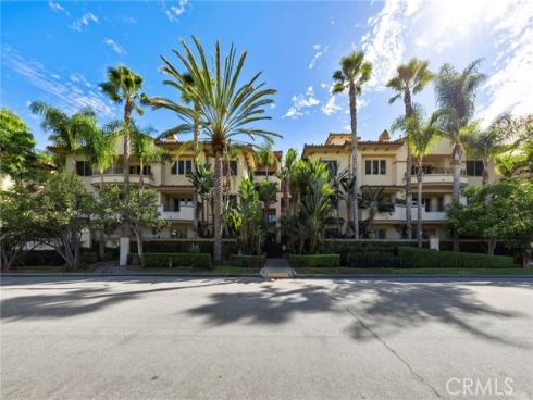 401  Bernard  211  Street, Costa Mesa, CA