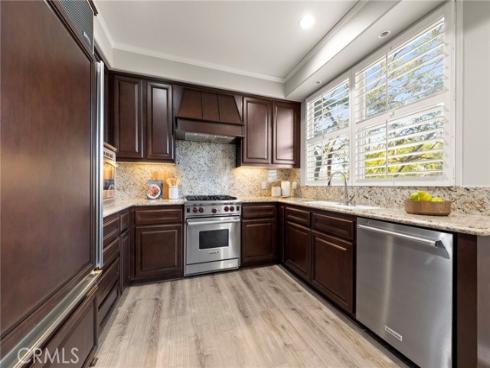 401  Bernard  211  Street, Costa Mesa, CA