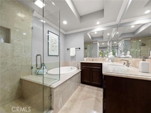 401  Bernard  211  Street, Costa Mesa, CA