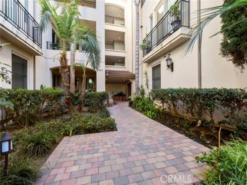 401  Bernard  211  Street, Costa Mesa, CA