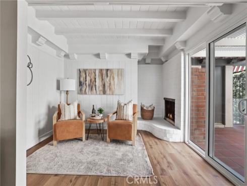 3058  Club House   Road, Costa Mesa, CA