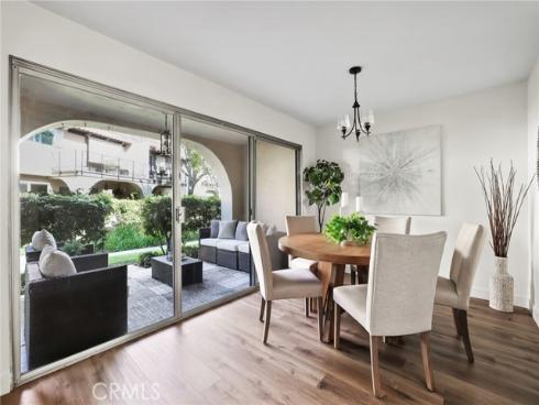 3058  Club House   Road, Costa Mesa, CA