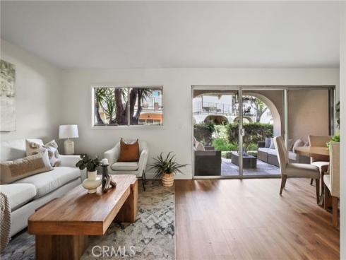 3058  Club House   Road, Costa Mesa, CA