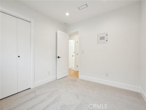 1147  Charleston  , Costa Mesa, CA