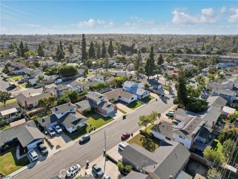 1147  Charleston  , Costa Mesa, CA