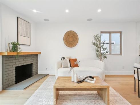 1147  Charleston  , Costa Mesa, CA