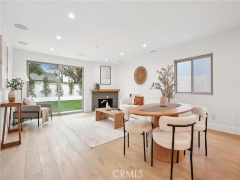 1147  Charleston  , Costa Mesa, CA