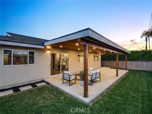 1608  Elm  , Costa Mesa, CA