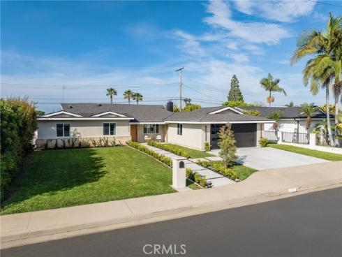 1608  Elm  , Costa Mesa, CA