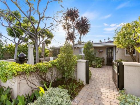 3165  Bermuda   Drive, Costa Mesa, CA