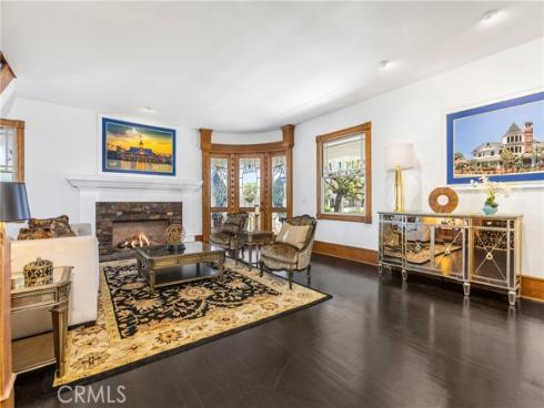 1919  Santa Ana  , Costa Mesa, CA