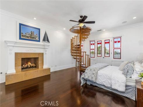 1919  Santa Ana  , Costa Mesa, CA