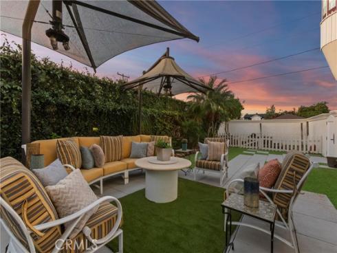 1919  Santa Ana  , Costa Mesa, CA