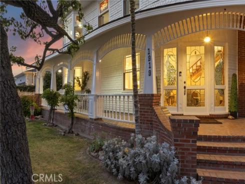 1919  Santa Ana  , Costa Mesa, CA