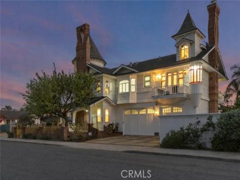 1919  Santa Ana  , Costa Mesa, CA