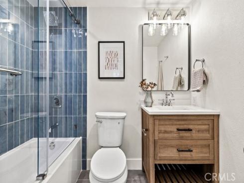 937  Carnation  , Costa Mesa, CA