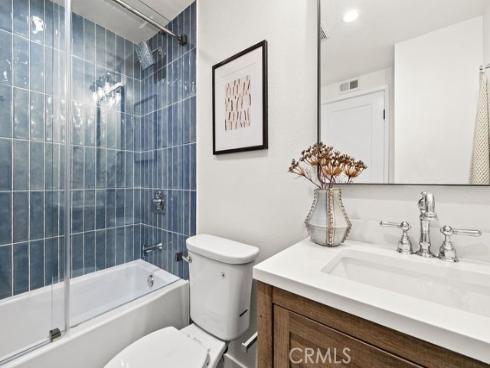 937  Carnation  , Costa Mesa, CA
