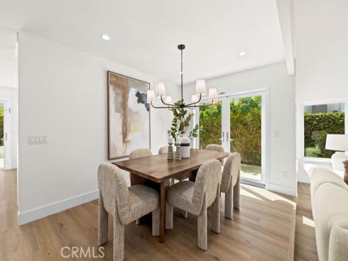 937  Carnation  , Costa Mesa, CA