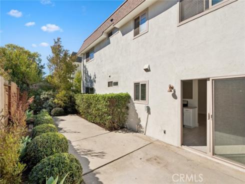 2048  Garden   Lane, Costa Mesa, CA