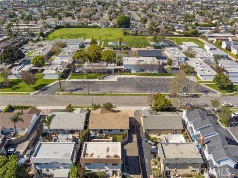 2048  Garden   Lane, Costa Mesa, CA