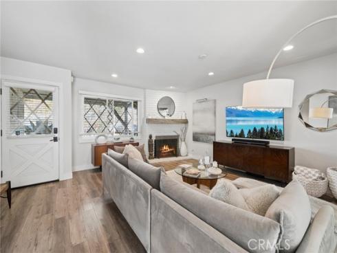 2048  Garden   Lane, Costa Mesa, CA