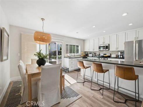 2048  Garden   Lane, Costa Mesa, CA