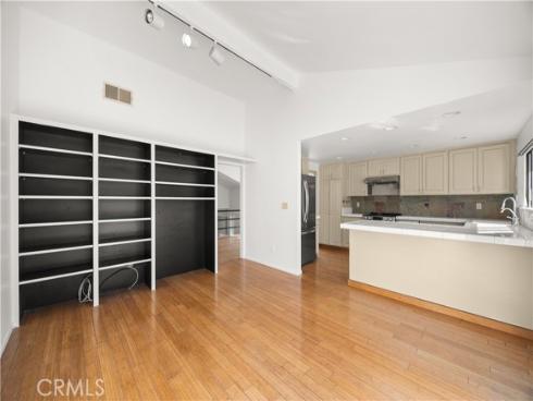 3437  Pinebrook  101  Circle, Costa Mesa, CA